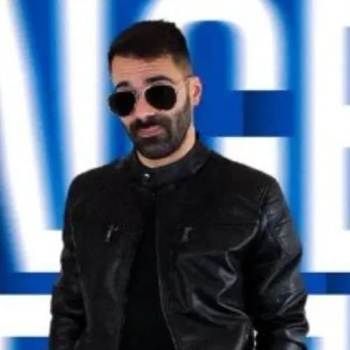 Músico y componente Ángel Fernández