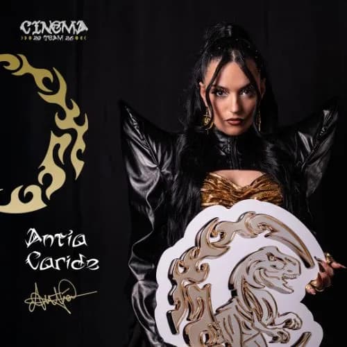 Músico y componente Antía Caride