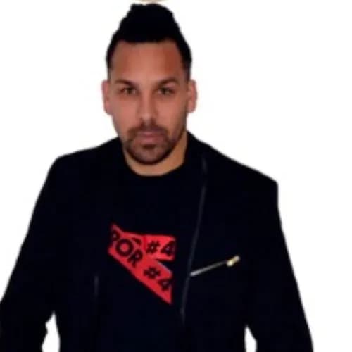 Músico y componente Asier Gonçalves