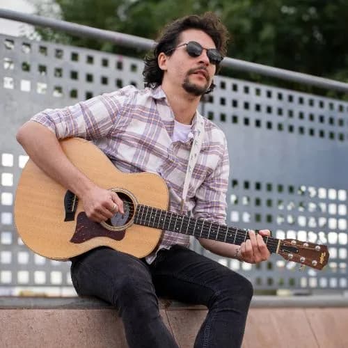 Músico y componente Diego Serrano