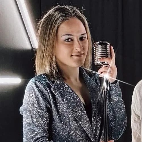 Músico y componente Elena Castaño Abalo
