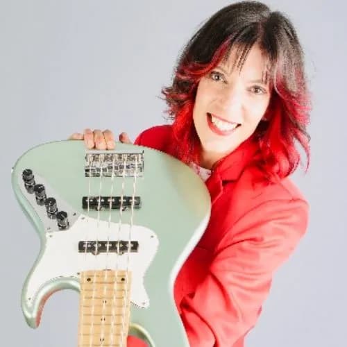 Músico y componente Farah García