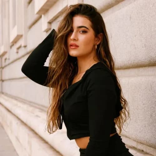 Músico y componente Jasmine Castro