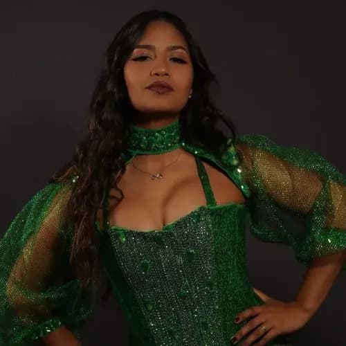 Músico y componente Laura Córdova