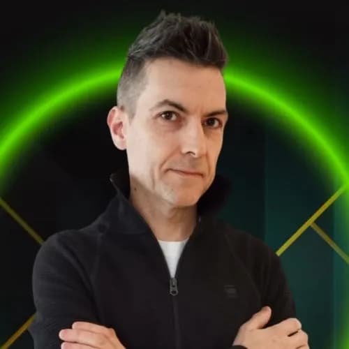 Músico y componente Martín Rega