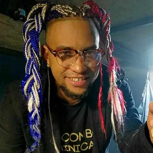 Músico y componente Moñoño Tambora
