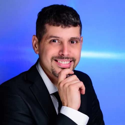 Músico y componente Ronald García