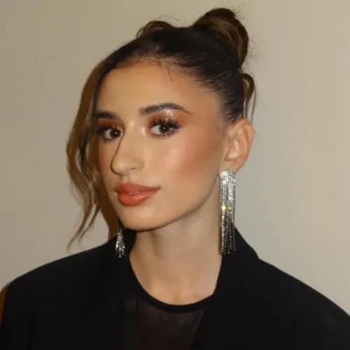 Músico y componente Sofia Marrero