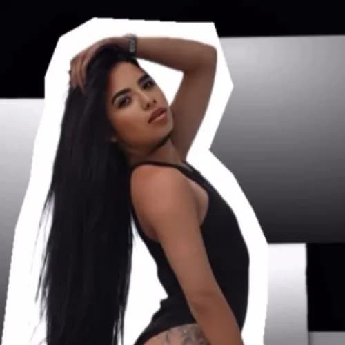 Músico y componente Stefany Ortiz