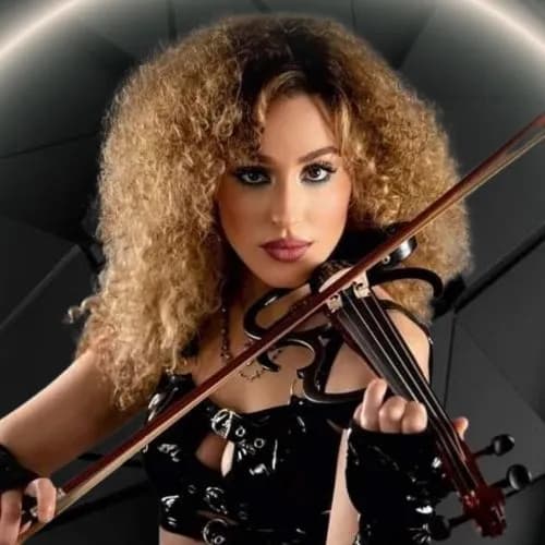Músico y componente Tina Fernández