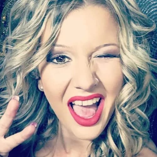 Músico y componente Vivian Gómez Conde