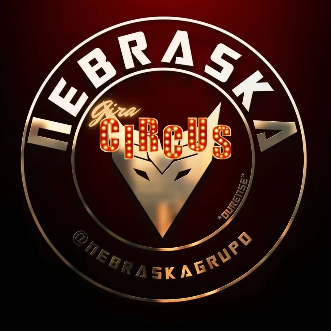 Espectáculo en vivo de la orquesta Grupo Nebraska