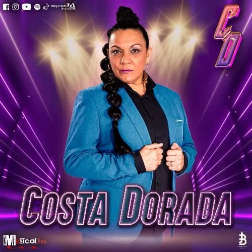 Músico y componente Gloria Domínguez Salazar