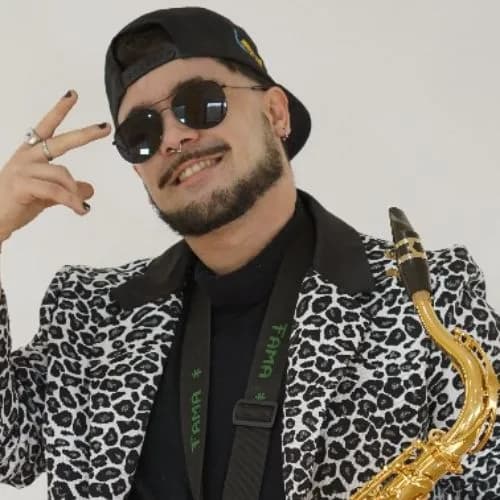 Músico y componente Isidro García