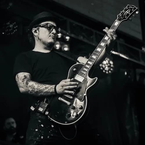 Músico y componente Jose Bueno